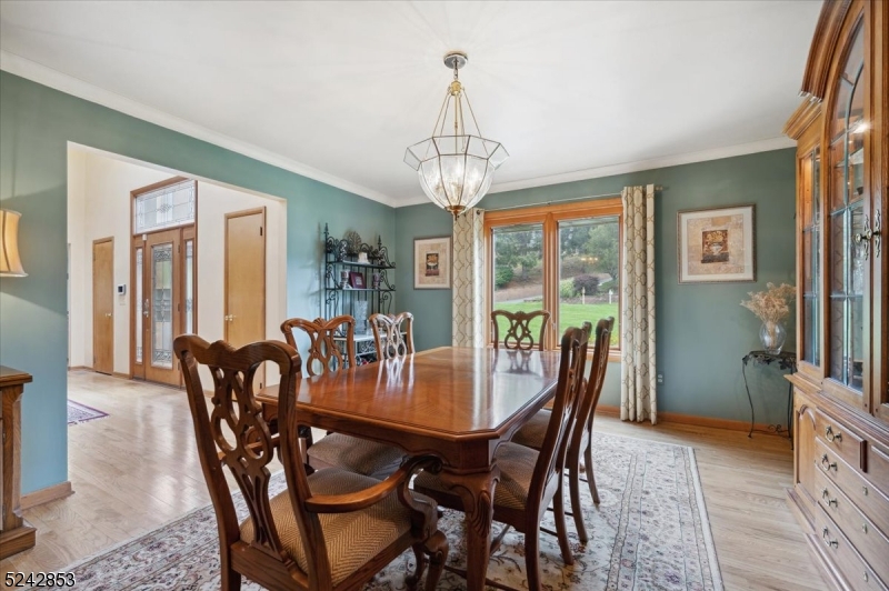 Ironia - Residential