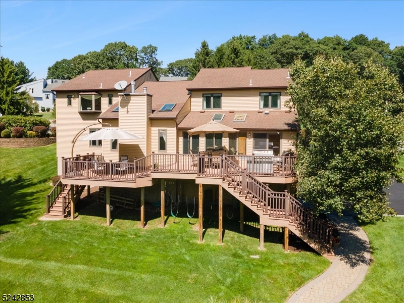 Ironia - Residential