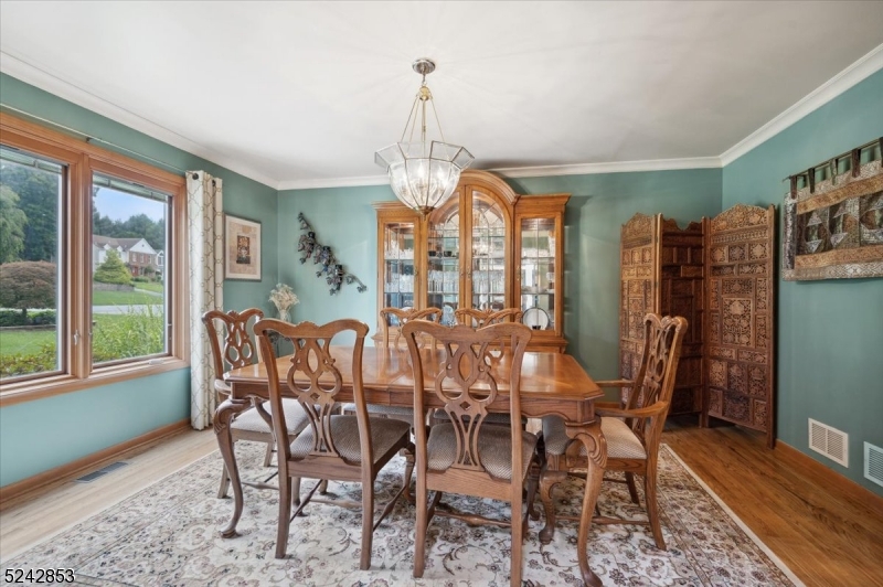 Ironia - Residential