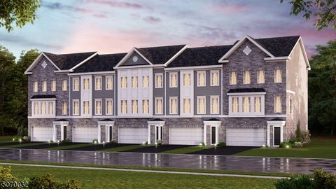 45 Gladstone Ct Hanover Twp. NJ 07981