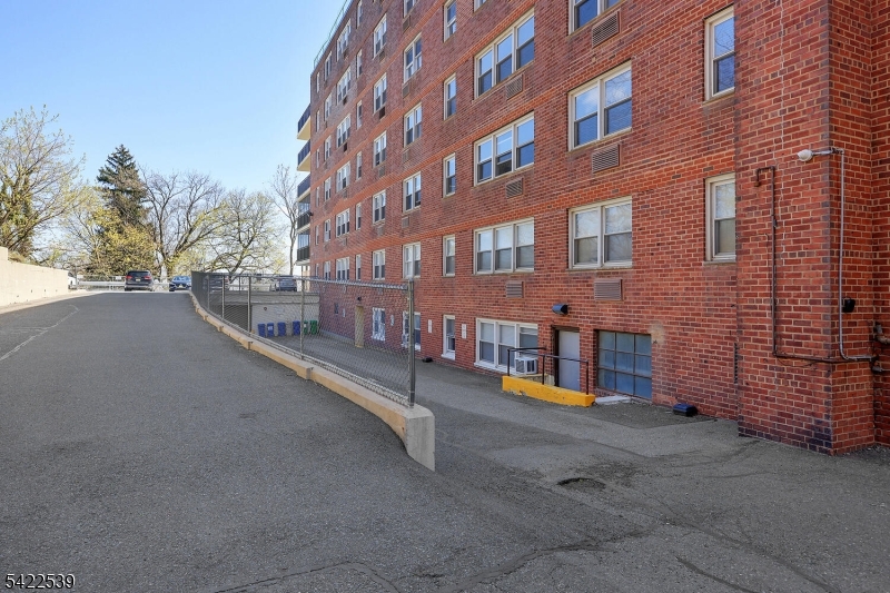 Dorchester House - Residential