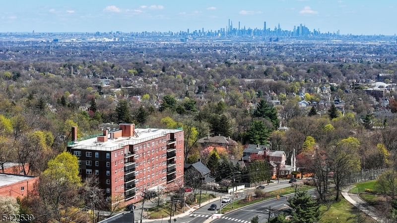 Dorchester House - Residential