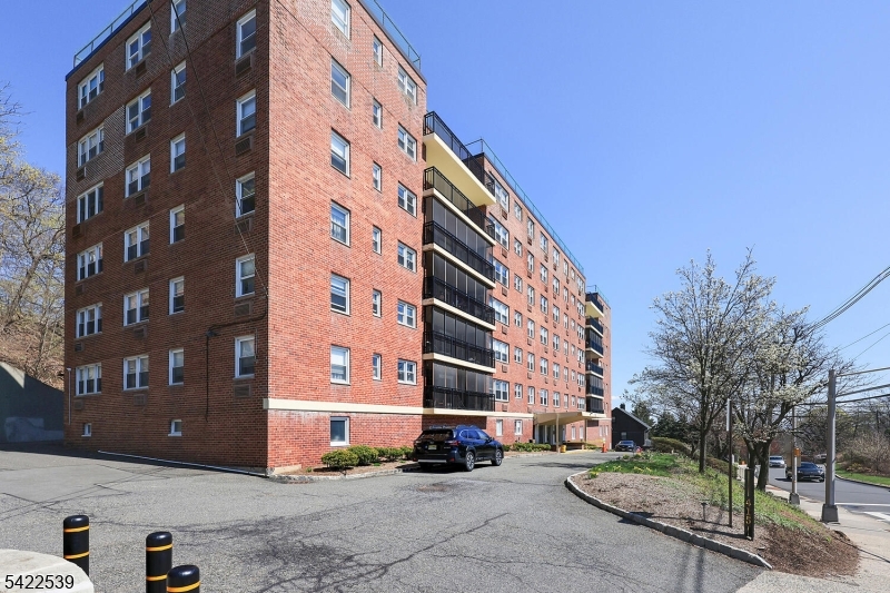 Dorchester House - Residential