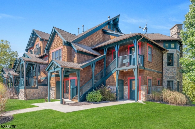 Black Creek Sanctuary - Residential