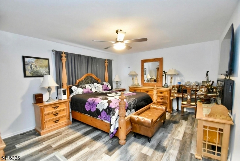 Heritage Lakes - Residential