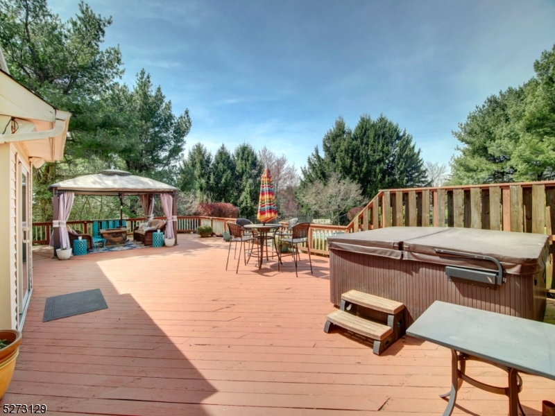 Bennington Hunt - Residential