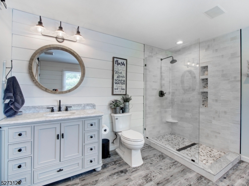 Bennington Hunt - Residential