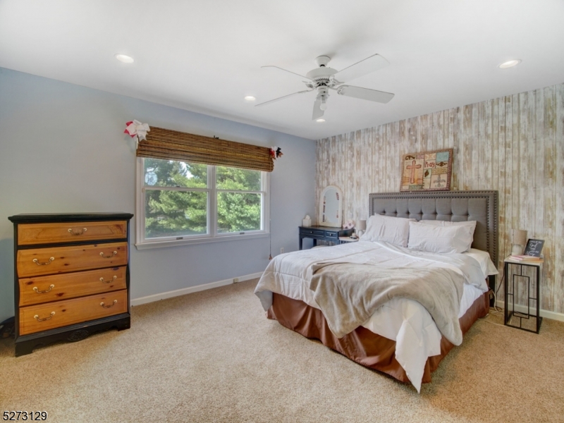 Bennington Hunt - Residential