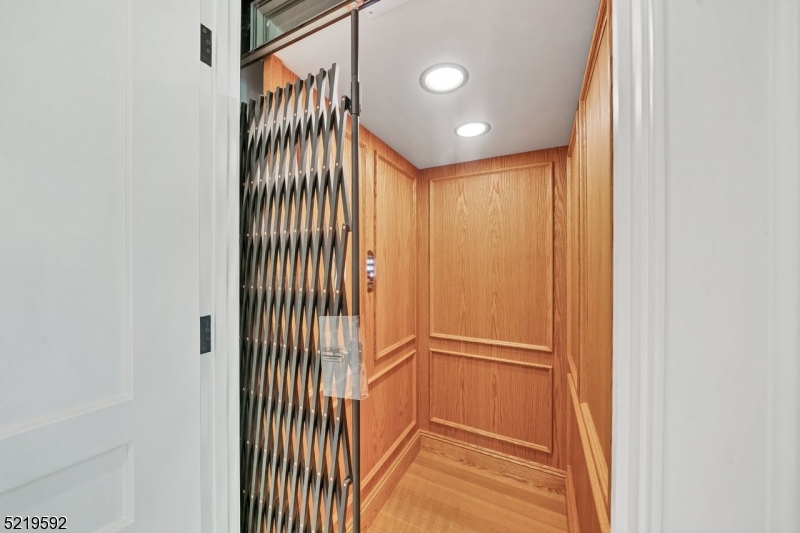 Hartshorn - Residential