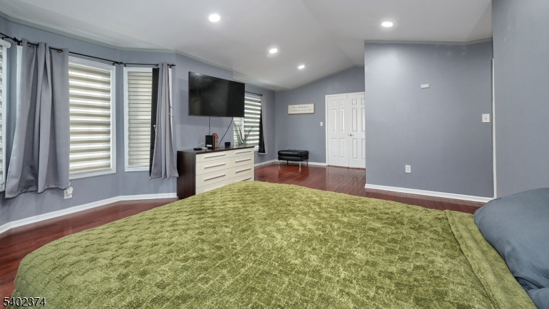 The Point at Stoneview - Residential