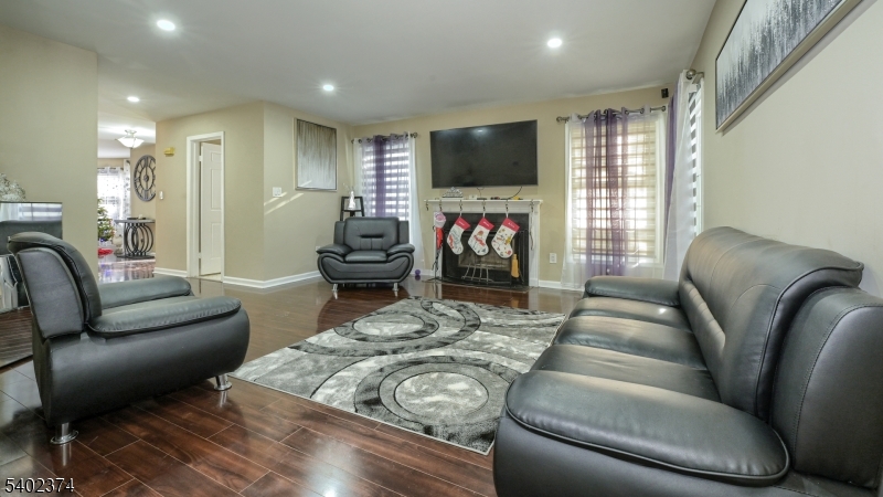 The Point at Stoneview - Residential