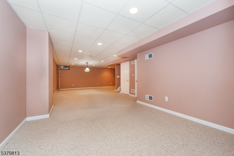 Hunting Ridge - Residential Lease