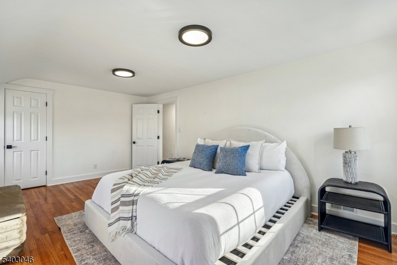 SPRINGBROOK - Residential