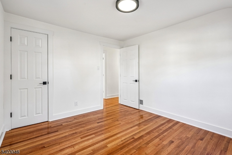 SPRINGBROOK - Residential