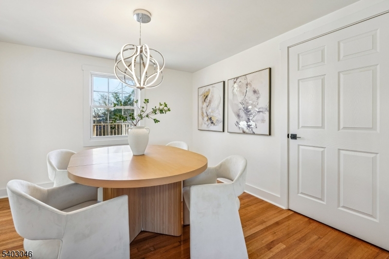 SPRINGBROOK - Residential