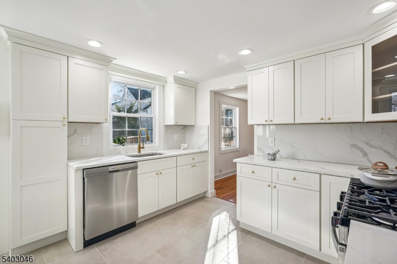 SPRINGBROOK - Residential