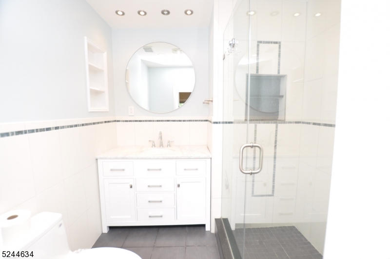 South Green 1 - Residential Lease