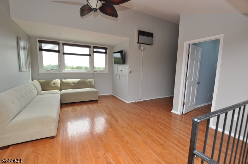 South Green 1 - Residential Lease