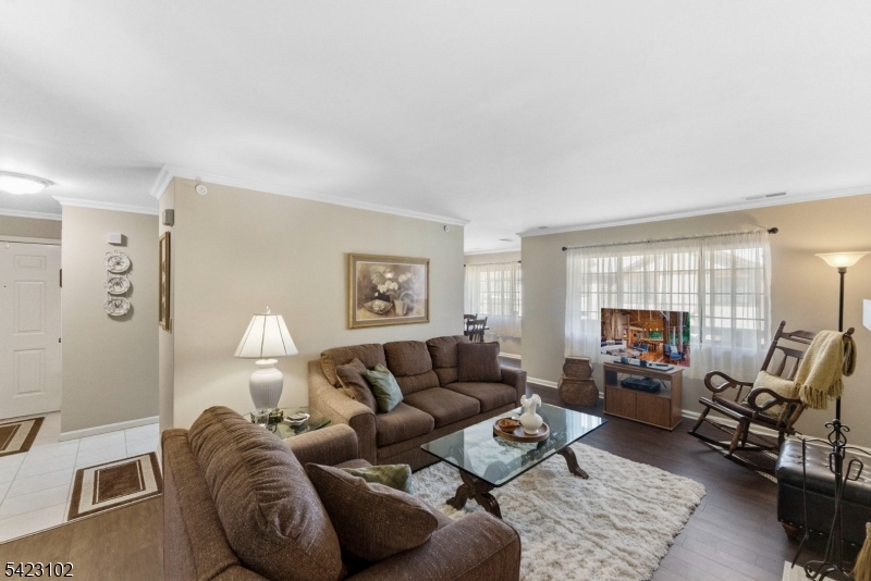 Ridge Gardens - Residential