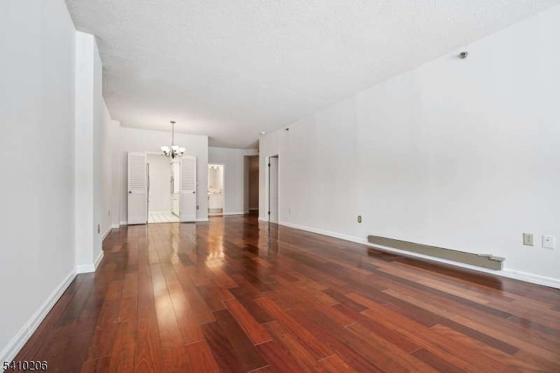 Crown View Manor - Residential