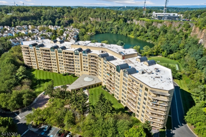 Crown View Manor - Residential