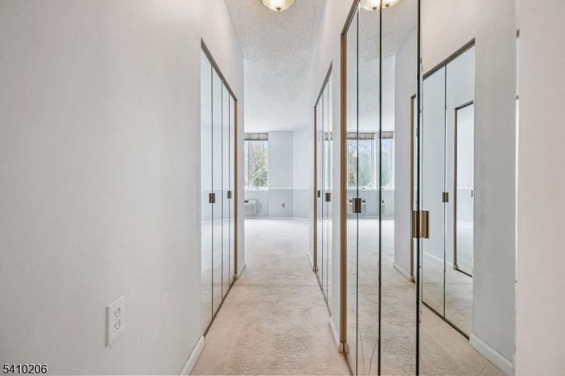 Crown View Manor - Residential