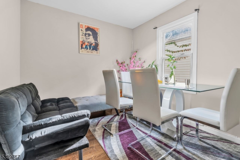 New Mfg Town/Elizabethport - Residential Income