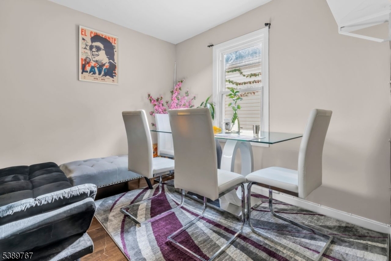 New Mfg Town/Elizabethport - Residential Income