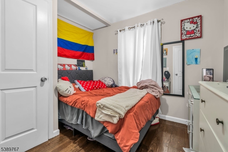 New Mfg Town/Elizabethport - Residential Income