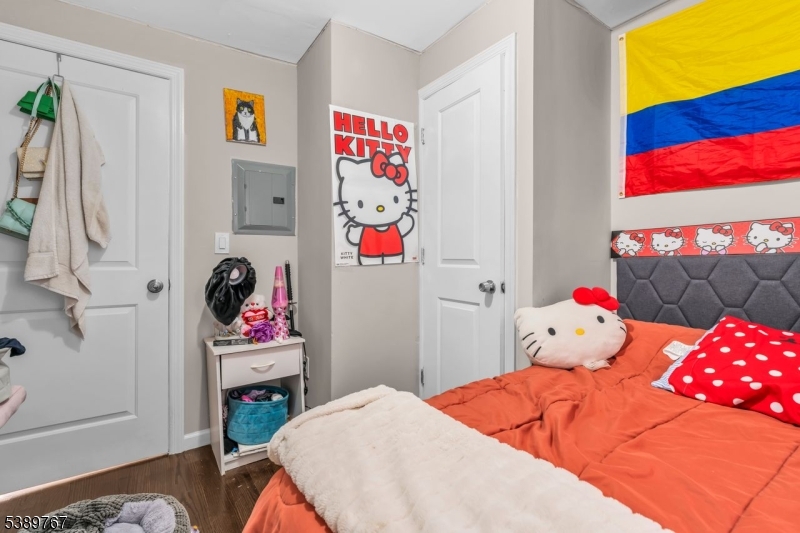 New Mfg Town/Elizabethport - Residential Income