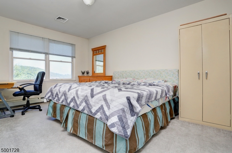 Glenmont Commons - Residential Lease