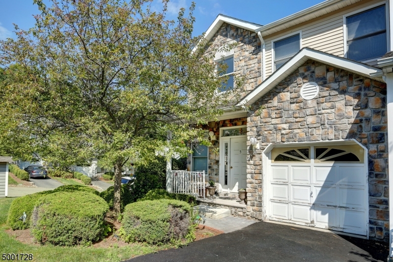 Glenmont Commons - Residential Lease