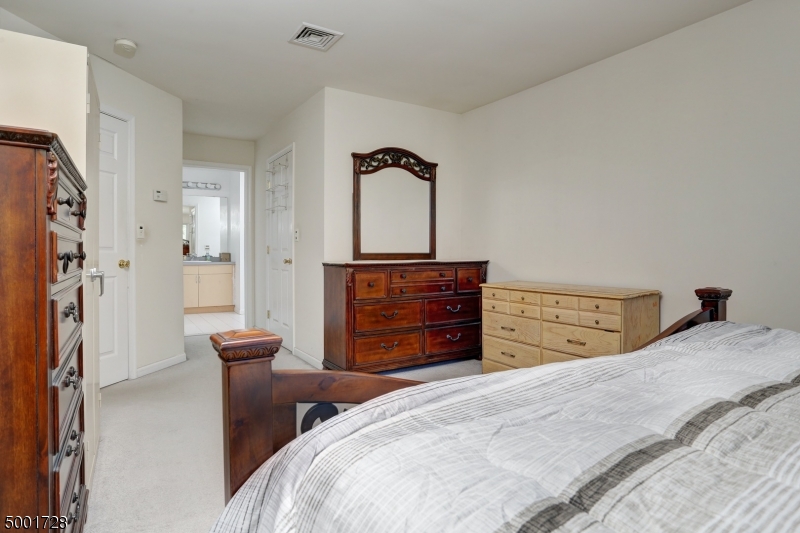 Glenmont Commons - Residential Lease