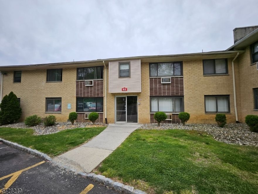 Charming 2nd Floor 1-Bed/1-Bath Condo in Desirable Regency Village. Welcome home to this sun-filled, second-floor 1-bedroom, 1-bathroom residence. This well-maintained unit offers a comfortable living experience with a great, functional layout. New flooring installed in living/dining area and bedroom. Key Features: Spacious, open-concept living and dining area designed with versatile furniture layouts in mind, perfect for entertaining or relaxing. Functional galley-style kitchen features ample cabinetry for storage. Bedroom features two large closets, offering fantastic storage space. full, bathroom featuring a tub/shower combo. Community Amenities & Utilities: Enjoy lower utility costs, as heat is included in the fees. Relax and unwind at the community's in-ground pool (mandatory $105 fee yearly). Convenient, shared laundry facilities are available. Assigned parking space included for ease of access. Located right off Route 22, this unit is a commuter's dream