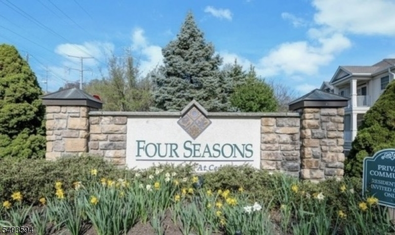 Four Seasons - Residential