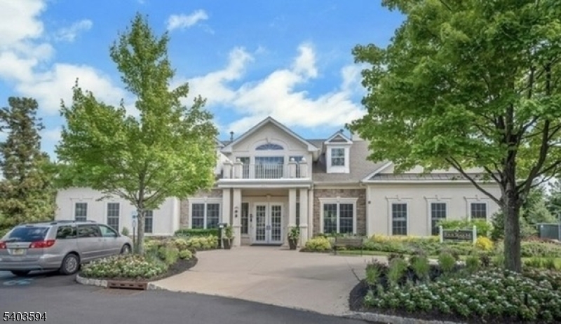 Four Seasons - Residential