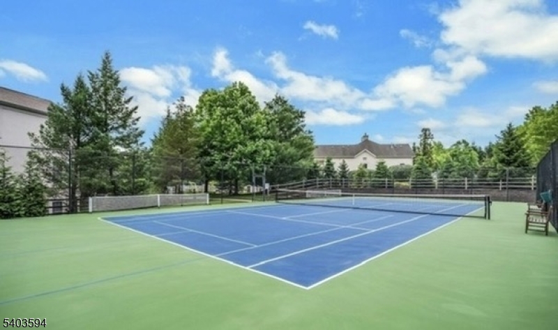 Four Seasons - Residential