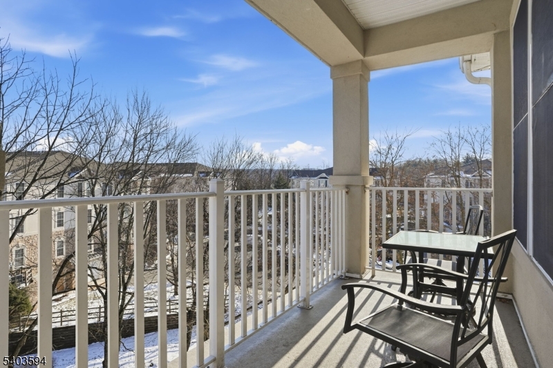 Four Seasons - Residential