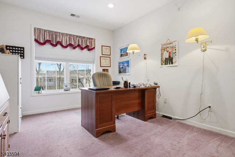 Four Seasons - Residential