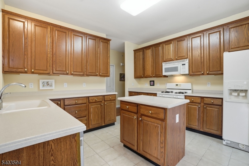 Four Seasons - Residential