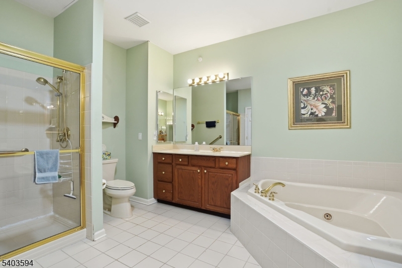 Four Seasons - Residential