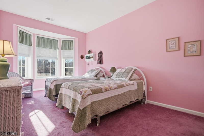 Four Seasons - Residential