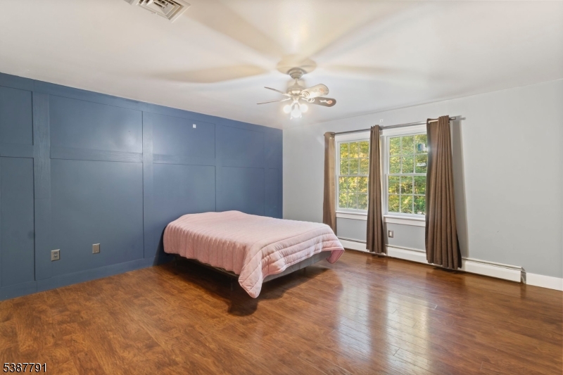 Timberline Manor - Residential