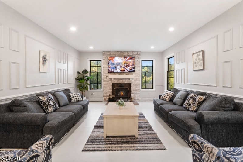 Timberline Manor - Residential