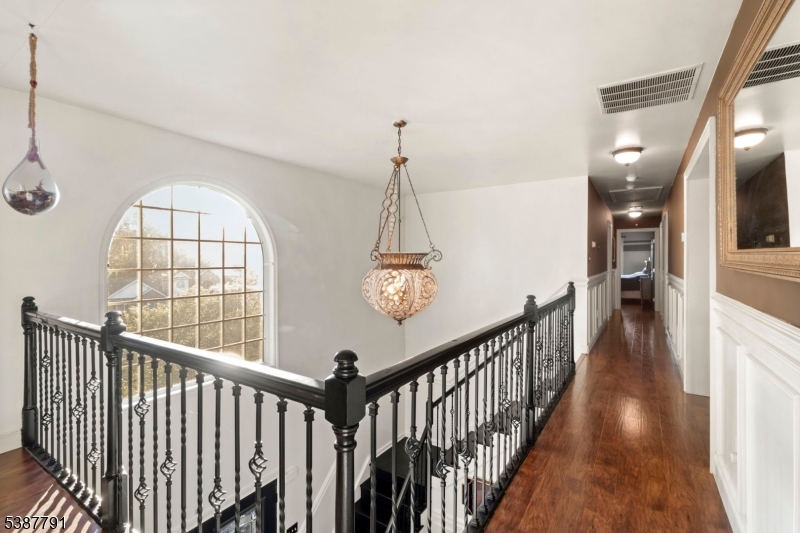 Timberline Manor - Residential