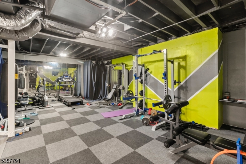 Timberline Manor - Residential