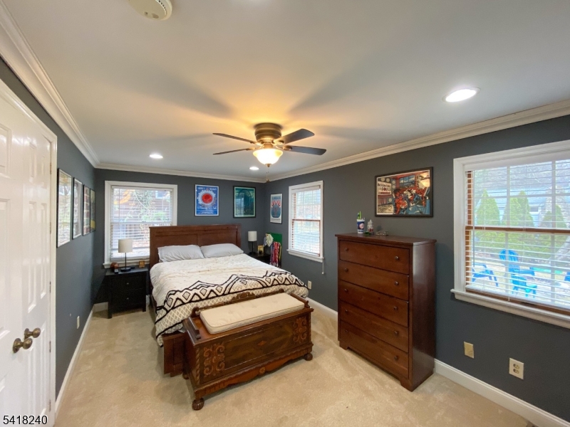 Lindy Lake - Residential