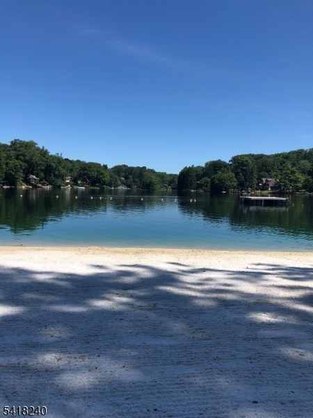 Lindy Lake - Residential