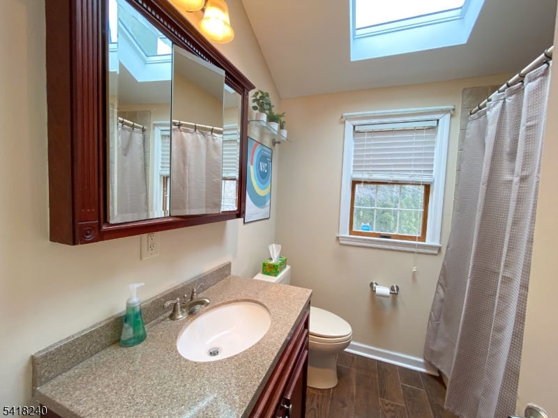 Lindy Lake - Residential