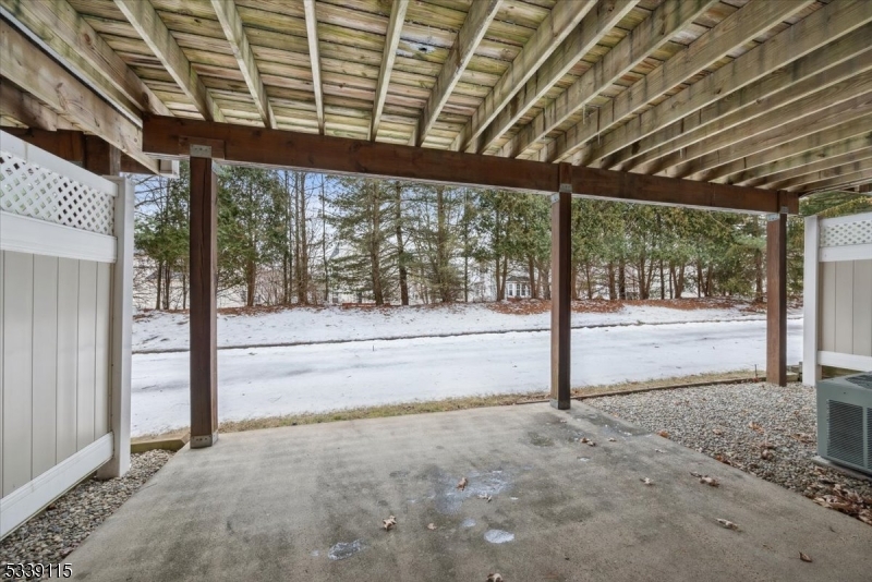 Hamilton Crest - Residential